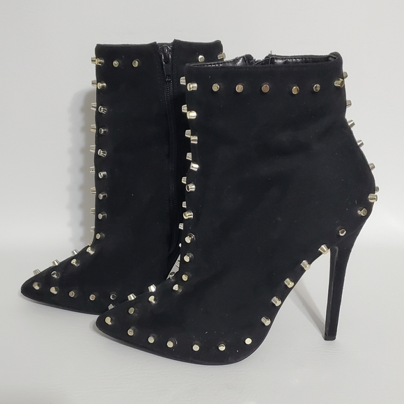 Liliana Black Gold Tone Studded Heeled Boots Women's Booties Size 8 - Picture 2 of 8